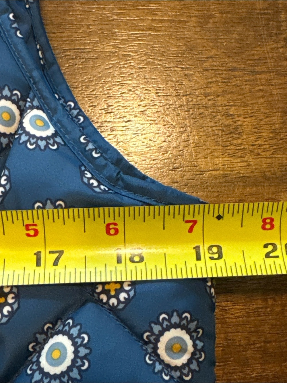 Lands' End Women's Quilted Blue Floral Puffer Vest Size XS - Picture 4 of 7